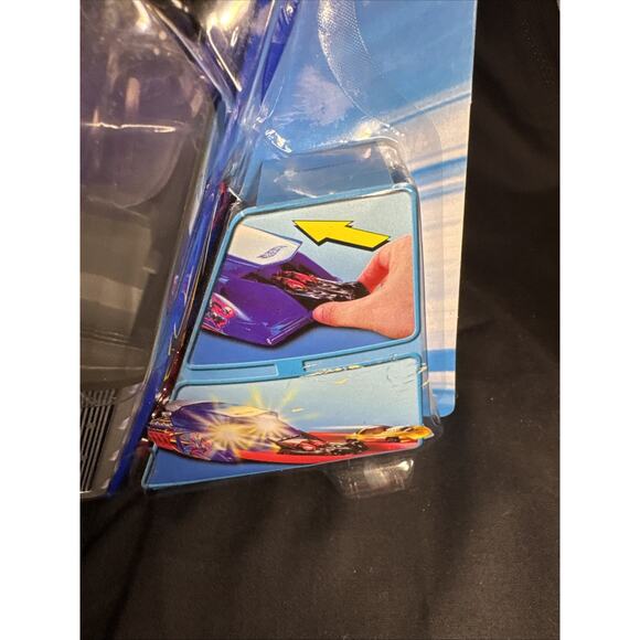 Hot Wheels 2x Turbo Power Batman Edition Launcher (2003) *New* - Picture 5 of 8